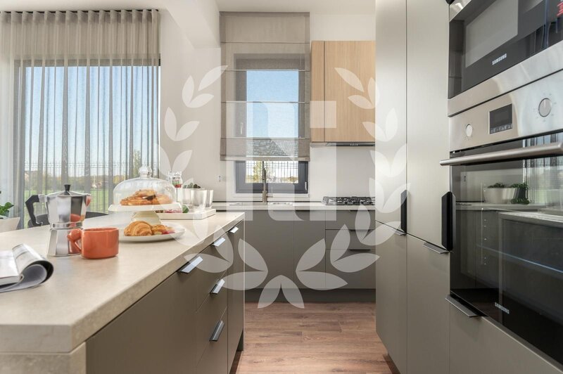 Vila duplex 4 camere